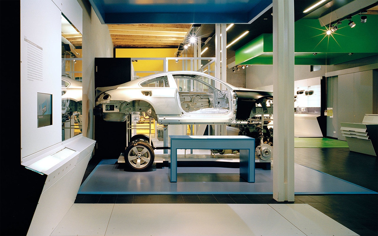 汽車(chē)展廳設計